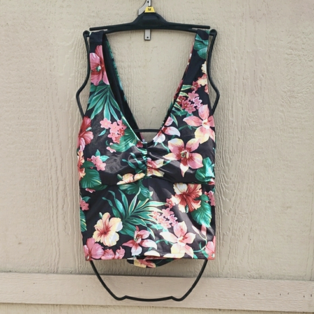 Floral Print Swimsuit Top